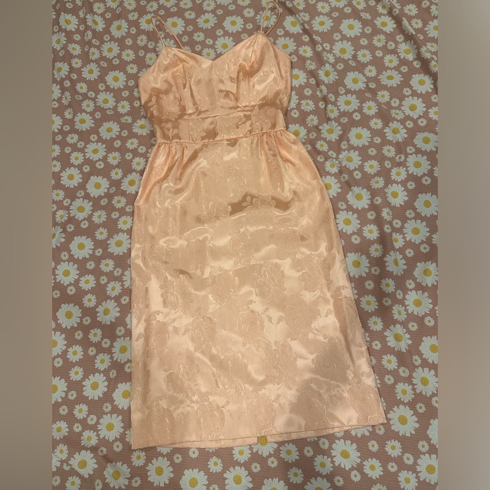 True Vintage Peach Floral Satin Dress